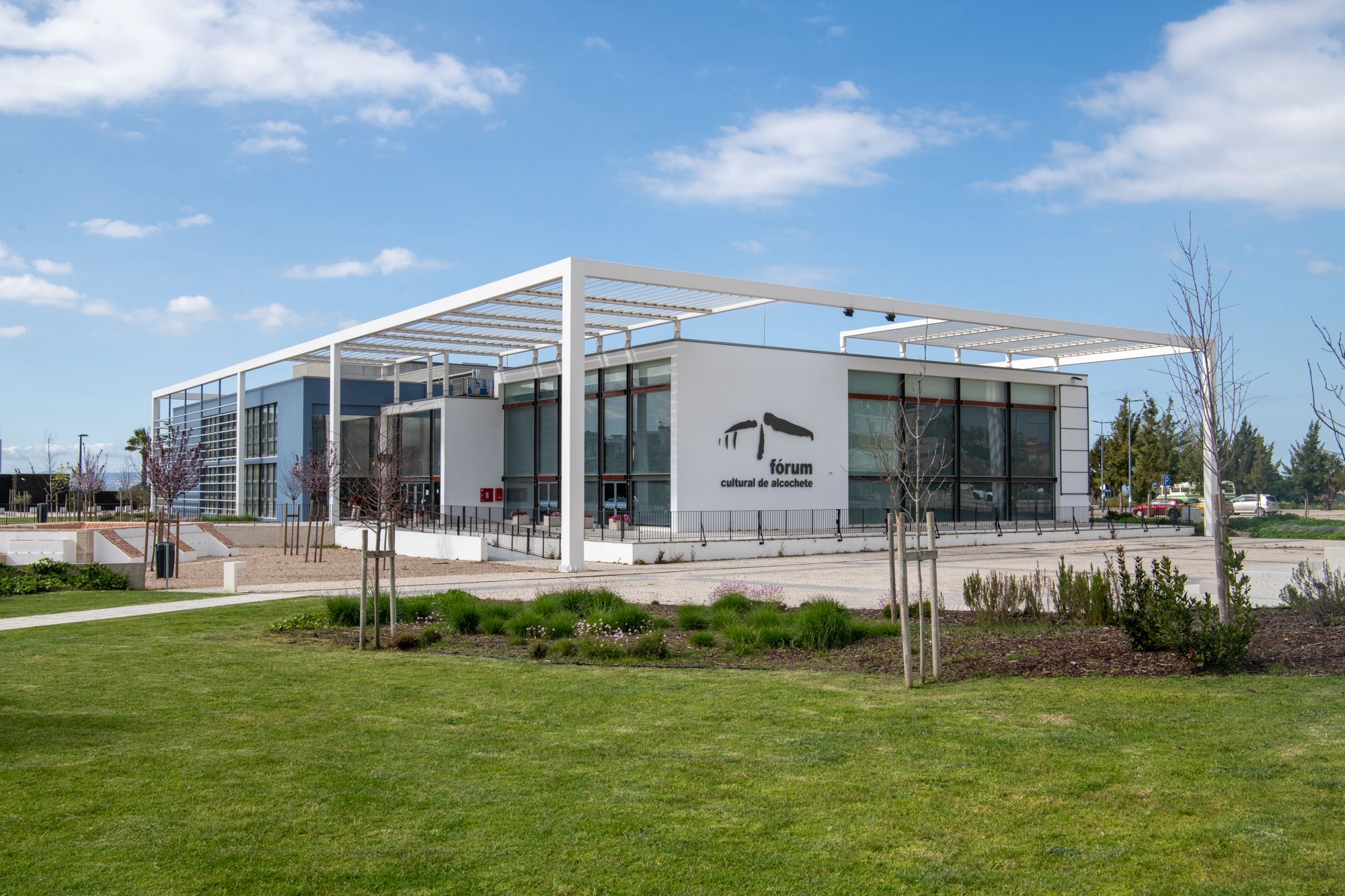 Fórum Cultural de Alcochete — exterior